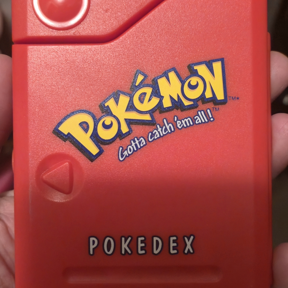 Pokémon Red Pokédex Handheld Console